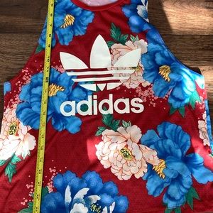Floral Adidas top size m